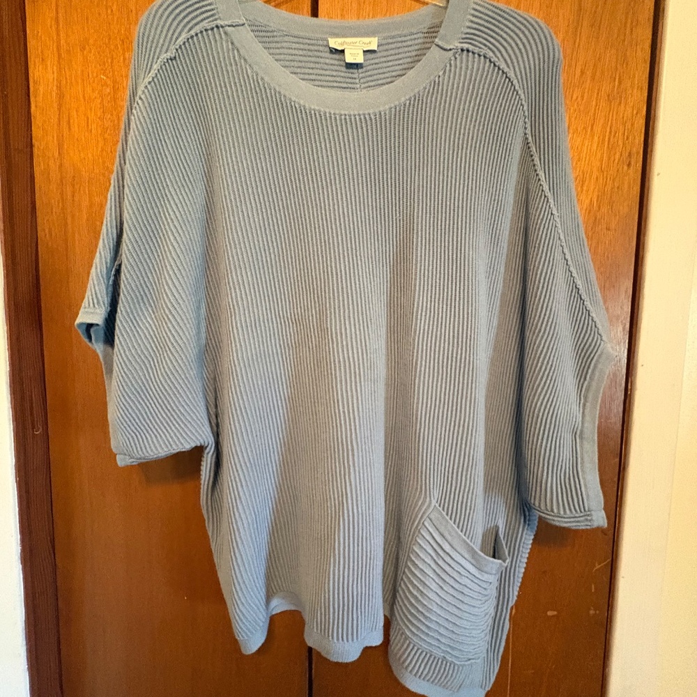 Shirt - Picture 2 of 2